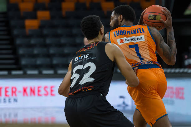 拥有着巨大 拥有着巨大