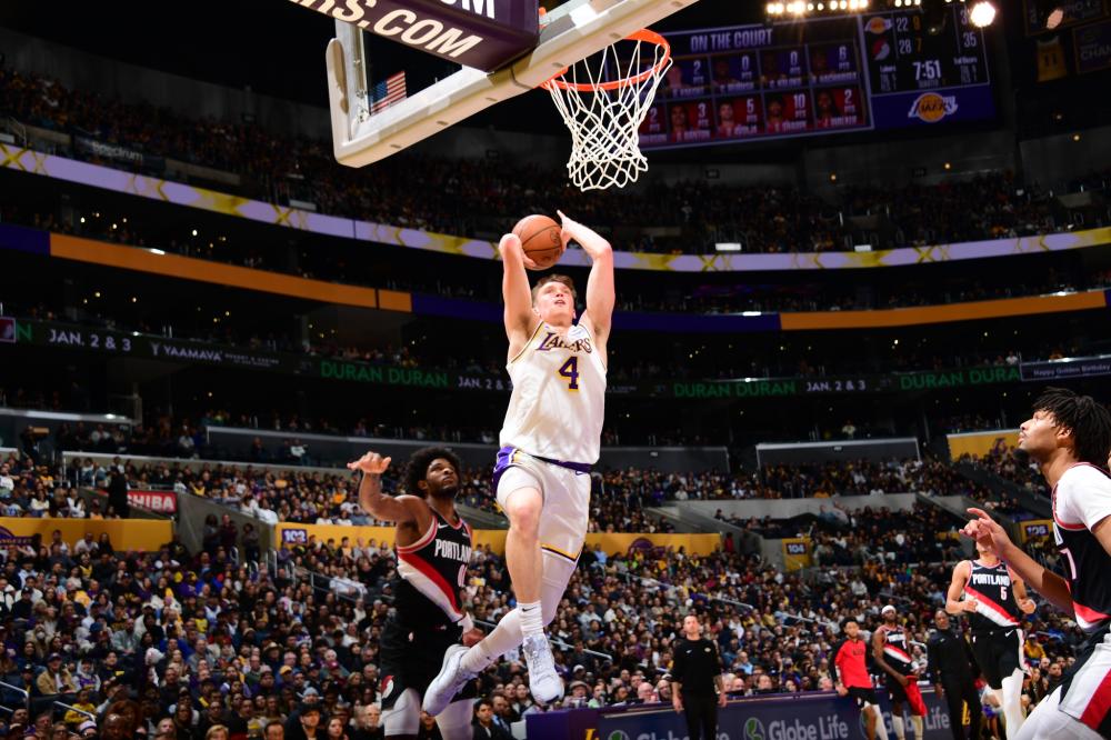 迫使对方更 迫使对方更